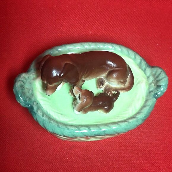 Vintage Dachshund Dog Mother and Baby Salt Pepper Shaker - Picture 4 of 16